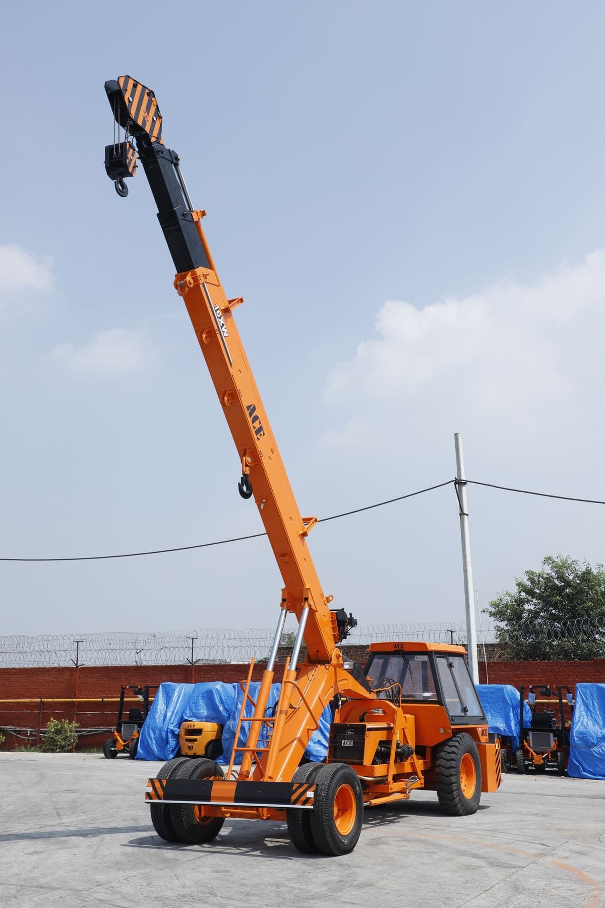 Cranes available for rent from GulfFast in Saudi Arabia